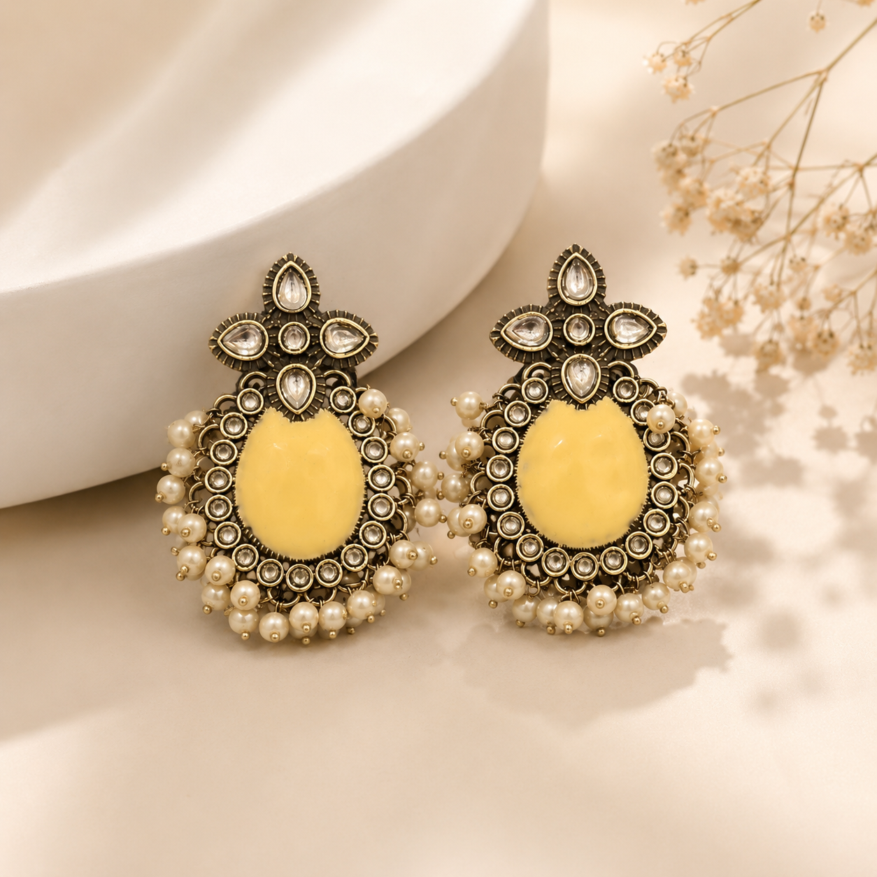 Zariya glow Kundan earrings