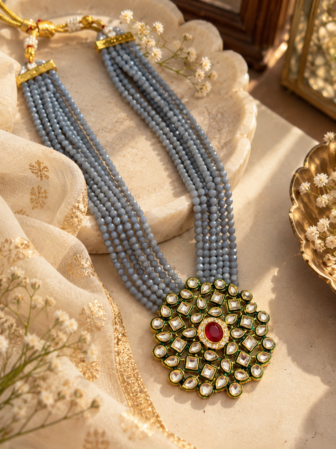 Aks Kundan Necklace Set