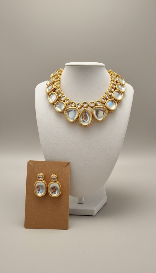 Golden Aura Kundan Set